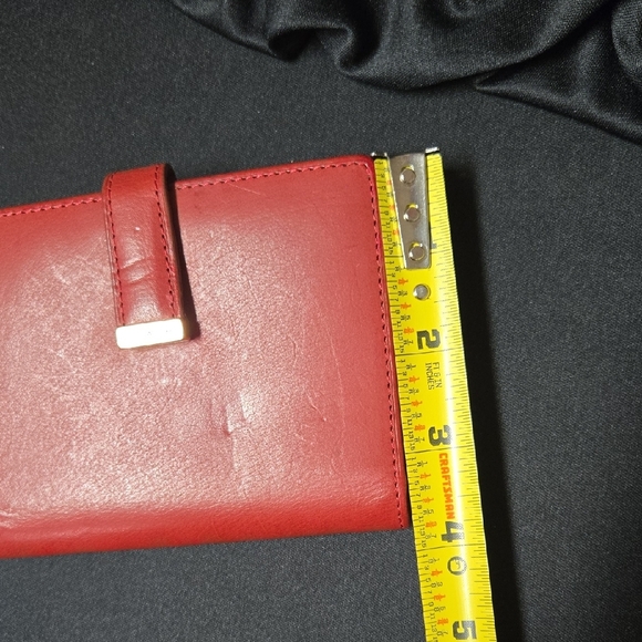 Coach Scarlet Leather Card Holder - Picture 9 of 10